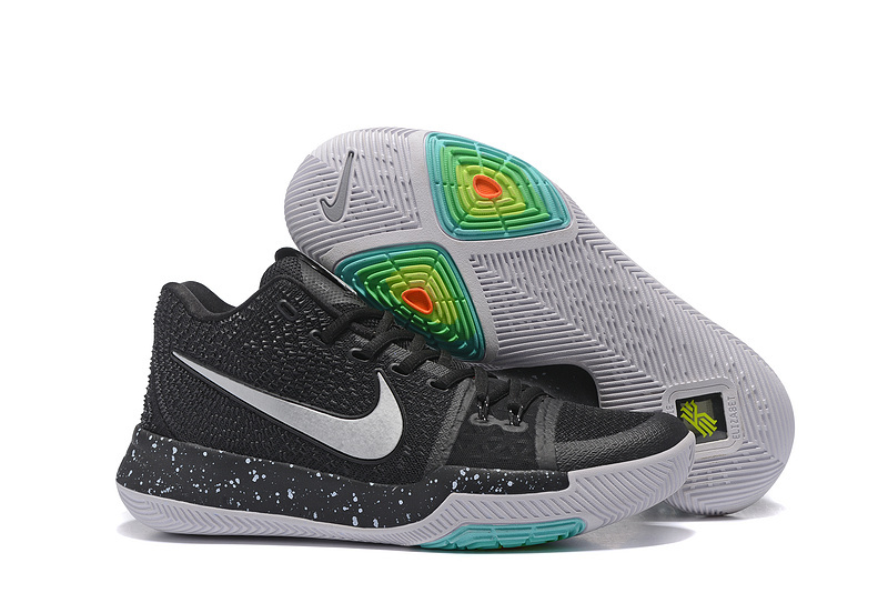 Баскетбольные кроссовки Nike Kyrie Irving 3 black white цены